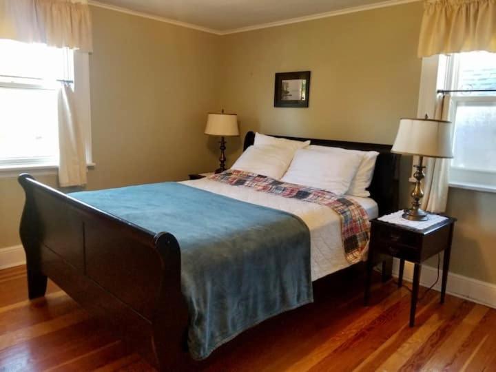 Sunny Home B&B Charlottetown Exteriör bild